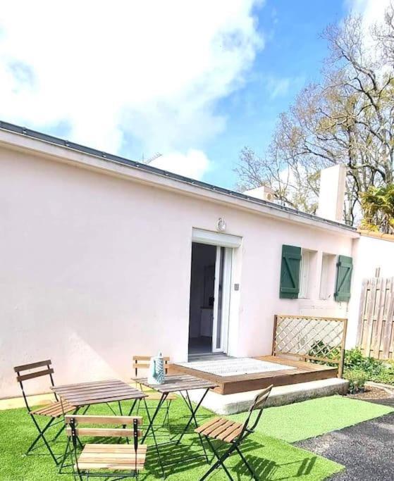 Appartement Proche De L'Aeroport De Nantes Saint-Aignan-Grand-Lieu Luaran gambar